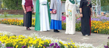 26 августа 2023 года в г. Чусовом проходил фестиваль «DRESS — СтроганоFF» — одно из брендовых мероприятий Чусовского городского округа.