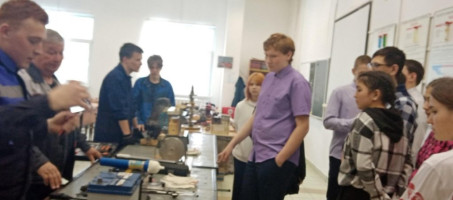👍Будущие выпускники Нижне-Сыповской школы посетили Уинский филиал политехнического колледжа.