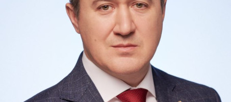 Поздравление губернатора Пермского края Д.Н. Махонина с днем строителя