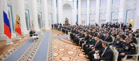Иван Амиров в числе выпускников программы Время героев встретился с Главой государства