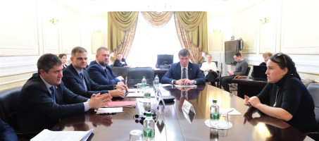 Дмитрий Махонин поручил решить вопрос с увековечиванием памяти погибшего на СВО разведчика из Перми