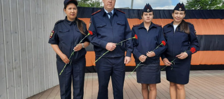 Сотрудники ОМВД России по Уинскому муниципальному округу приняли участие в митинге посвященного дню памяти и скорби.