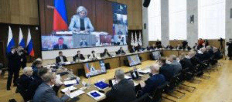 Игорь Комаров провел заседание Совета округа по реализации демографической политики в сельских территориях регионов ПФО
